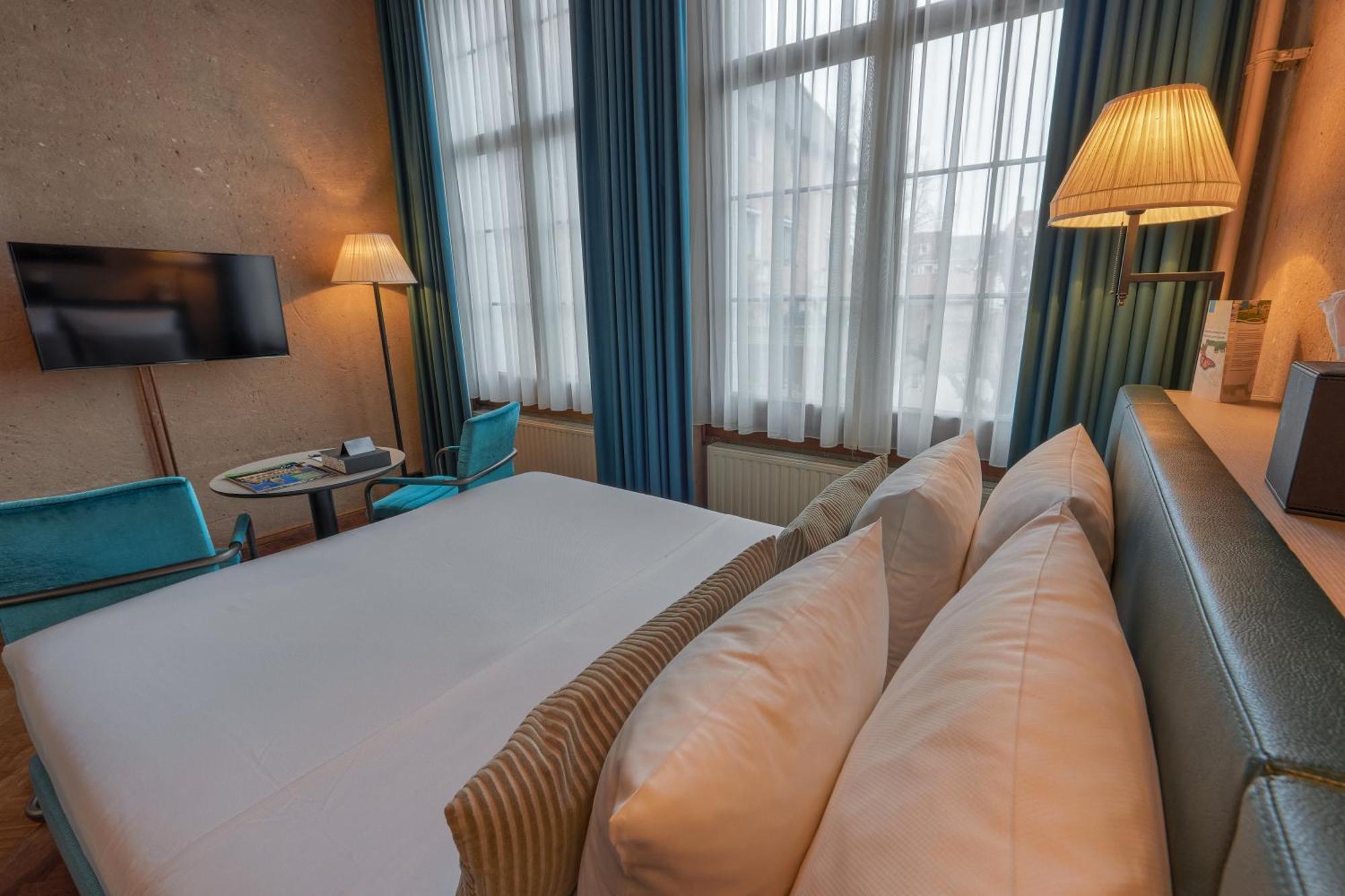 Boutique Hotel The Roosevelt Middelburg Oda fotoğraf
