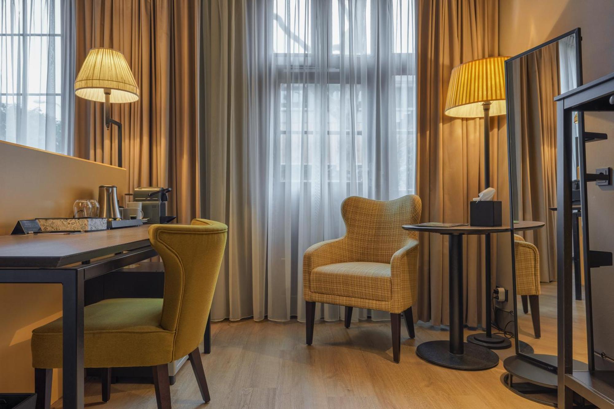 Boutique Hotel The Roosevelt Middelburg Oda fotoğraf
